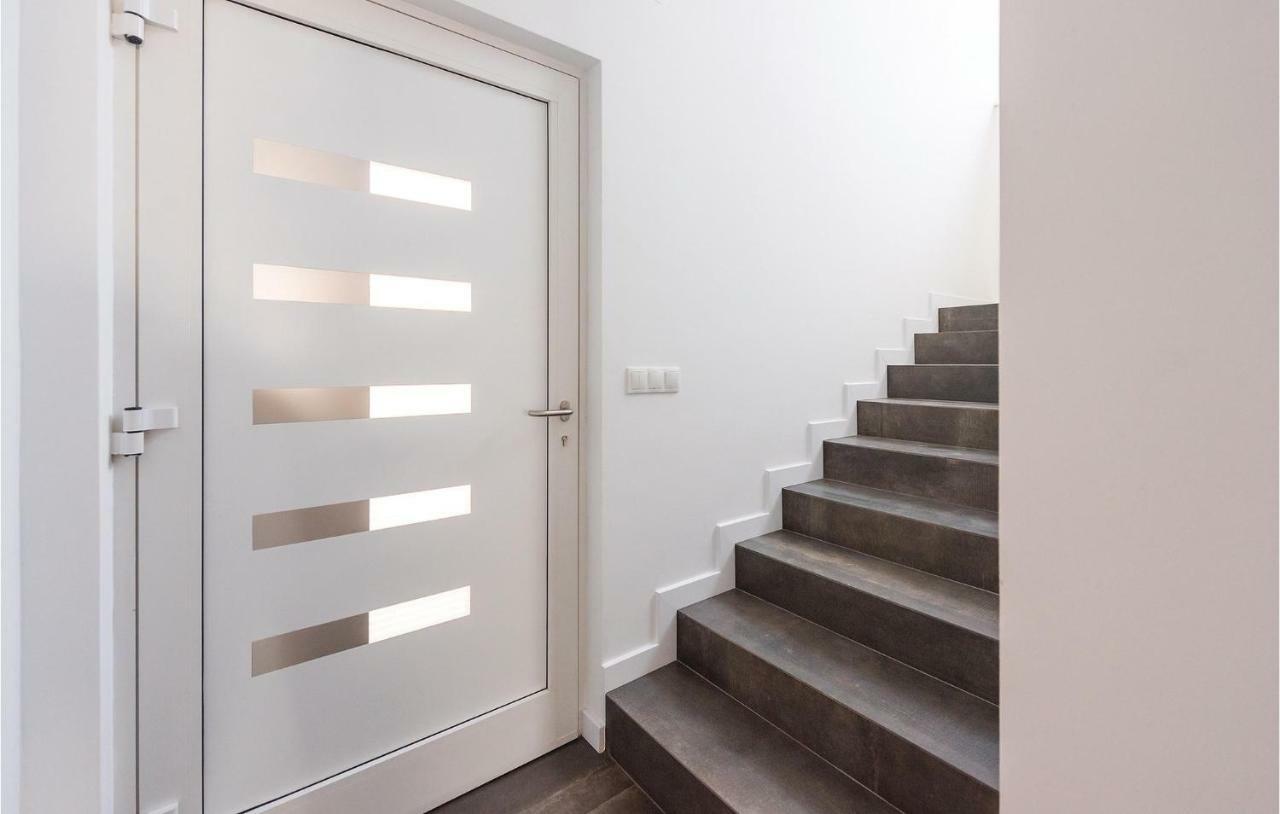 Cozy Apartment In Brodarica With Wifi Exterior foto